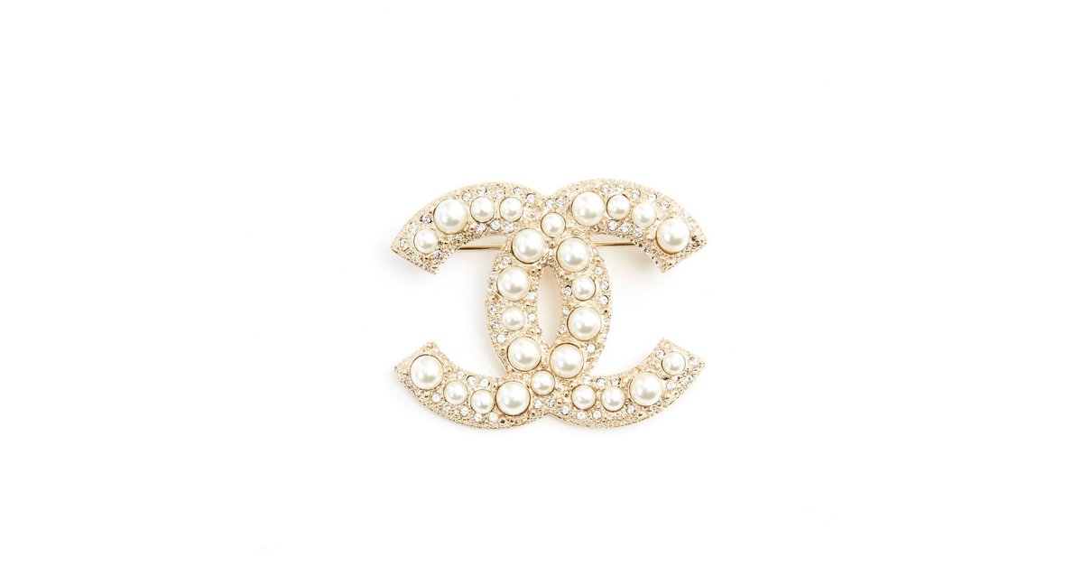 Chanel CC Faux Pearl Crystal Gold Tone Stud Earrings Chanel | The Luxury  Closet
