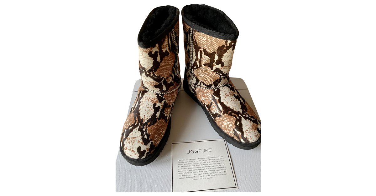 Snake sale print uggs