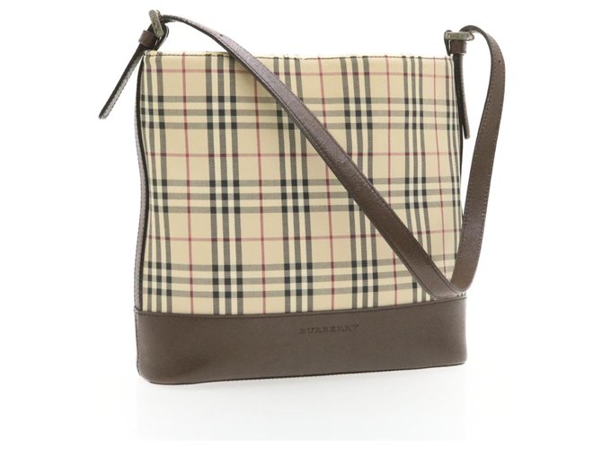 Burberry Shoulder bag Beige Cloth ref.238859 - Joli Closet