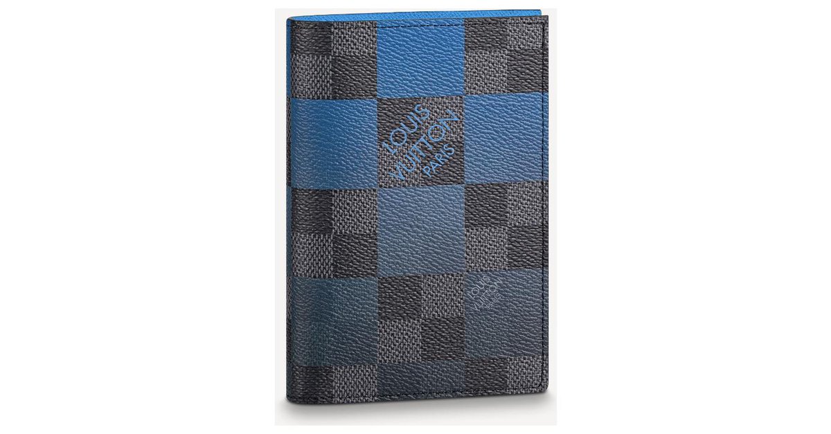 Louis Vuitton LV passport cover new Blue Leather ref.239041 - Joli Closet