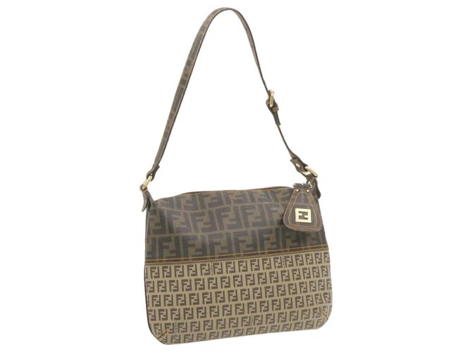 Fendi Shoulder Bag Beige Leather ref.248016 - Joli Closet