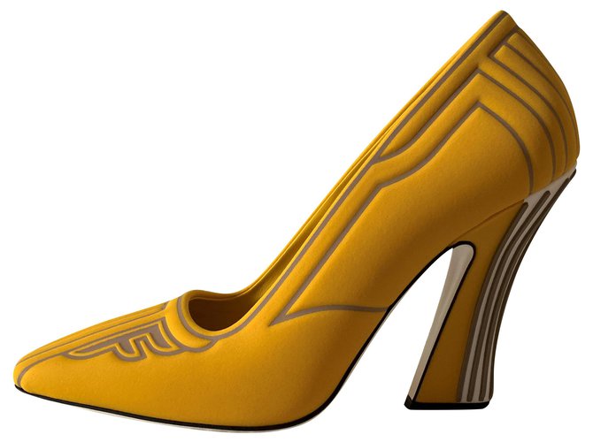 Fendi FFreedom yellow pump Leather Joli Closet