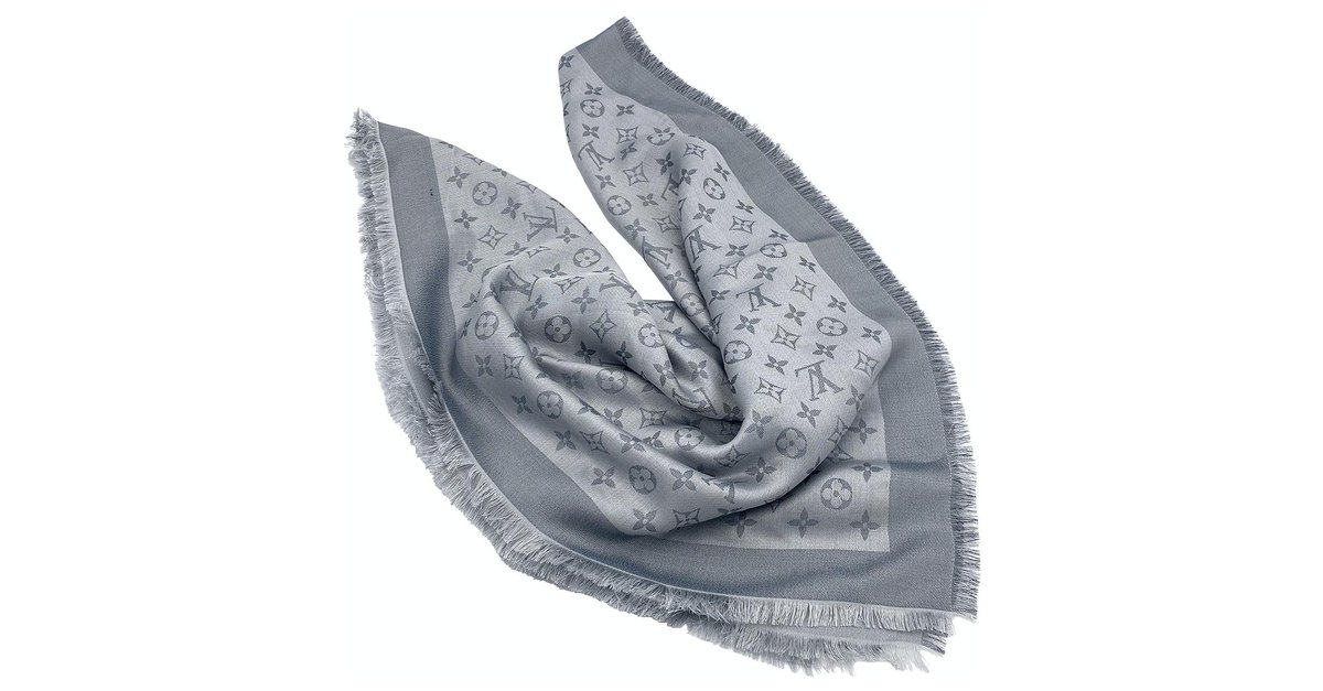 Louis Vuitton - Authenticated Châle Monogram Shine Scarf - Silk Grey for Women, Very Good Condition