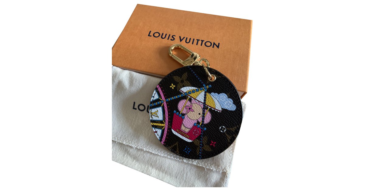 Louis Vuitton's Vivienne heads to the fair for Christmas fun - Duty Free  Hunter