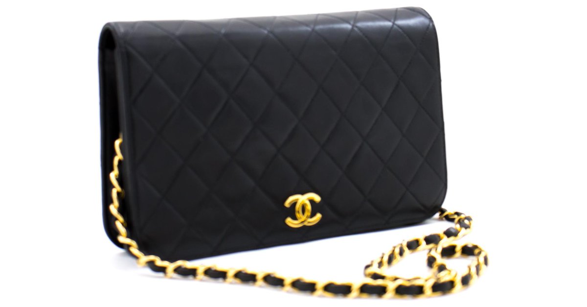 CHANEL Full Flap Chain Shoulder Bag Clutch Black Quilted Lambskin Leather  ref.253035