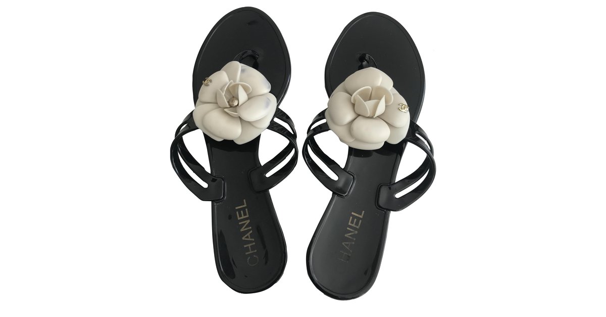 Chanel Camelia Thong Jelly Sandals Black Plastic ref.253614 - Joli
