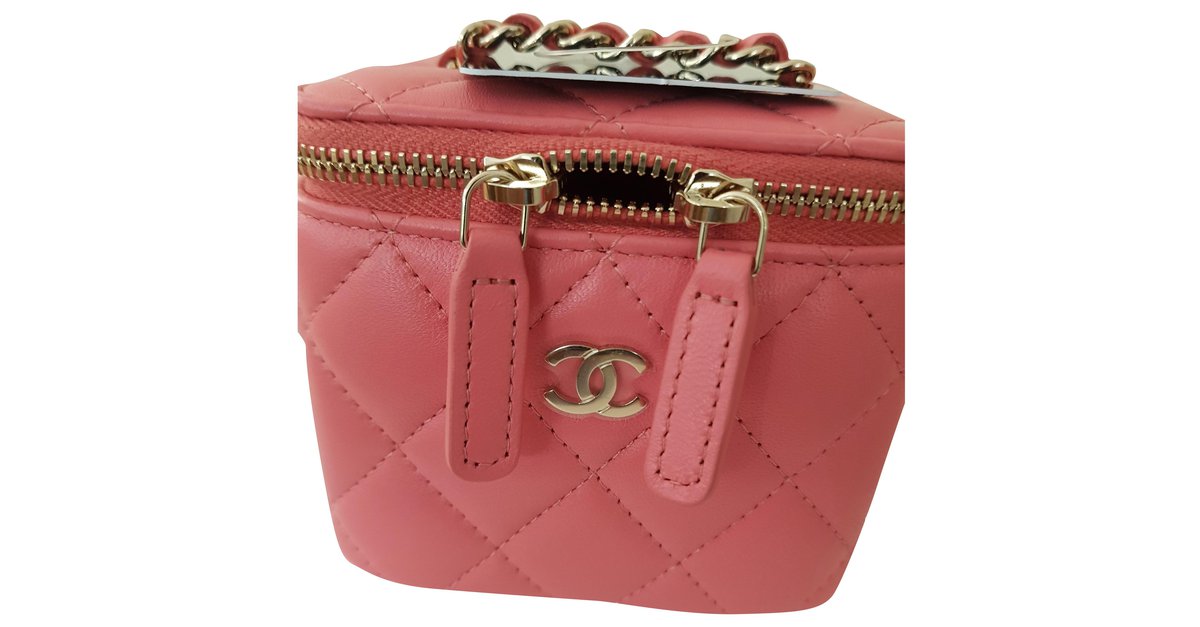 Chanel Pink micro Vanity bag Leather ref.423927 - Joli Closet