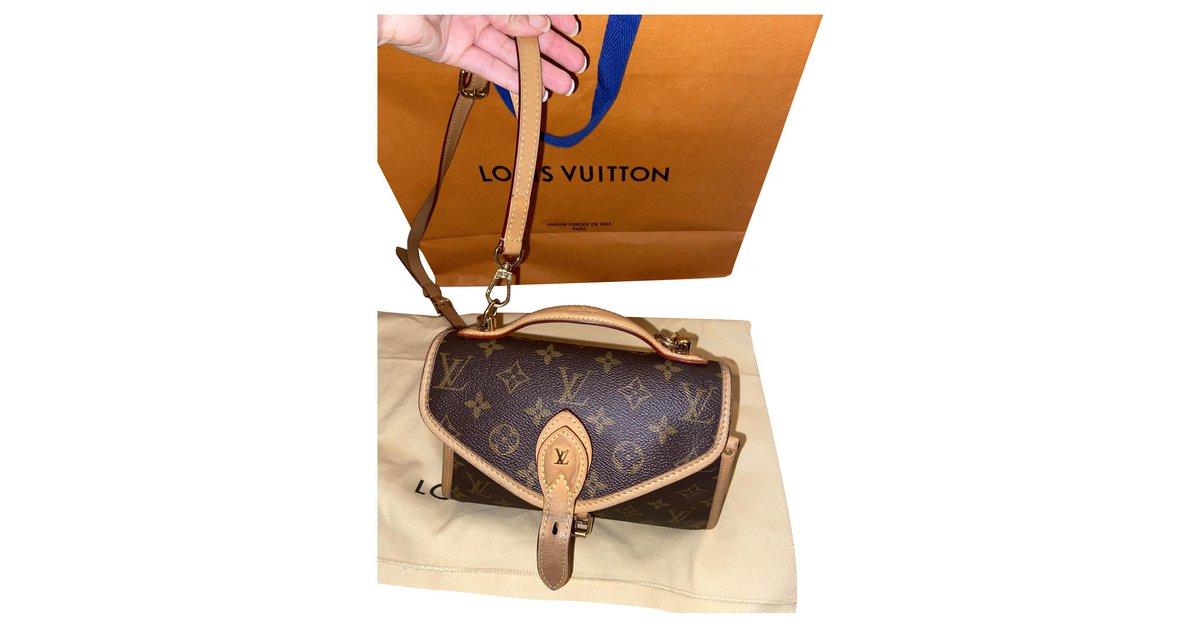 Louis Vuitton Ivy Brown Cloth ref.263207 - Joli Closet