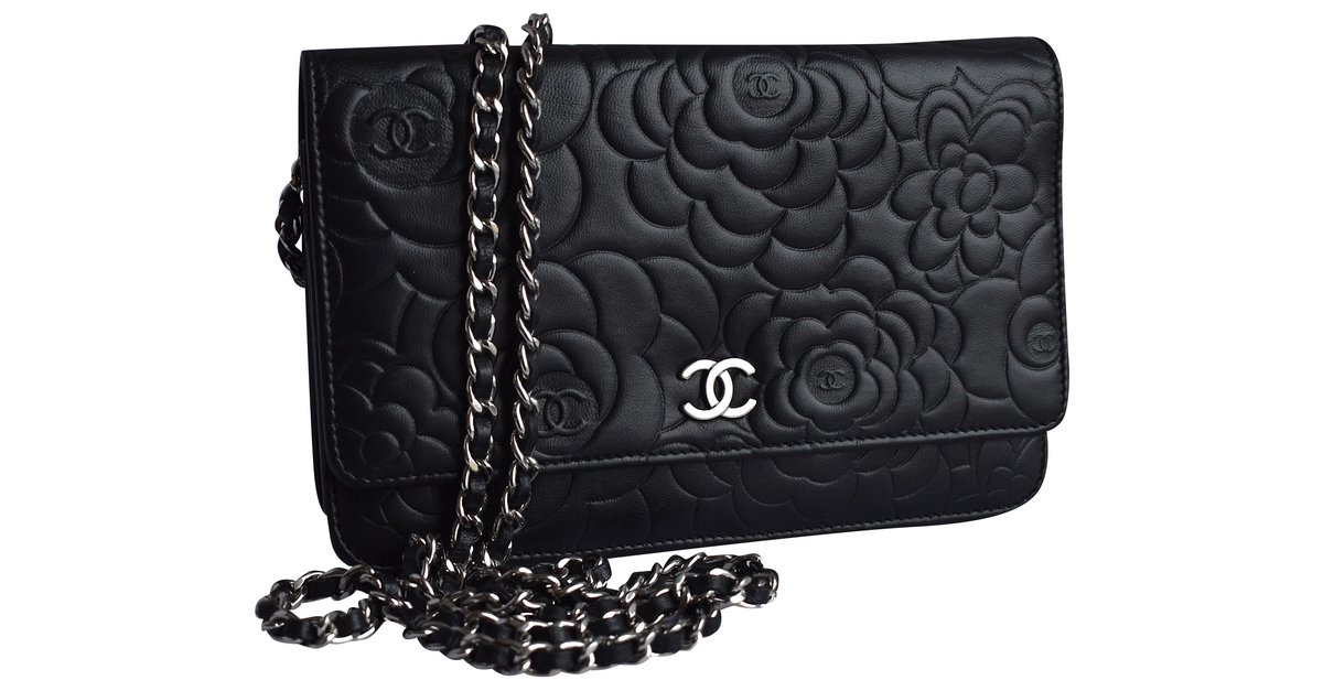 Chanel WOC Wallet on Chain Camellia Black Leather ref.272104