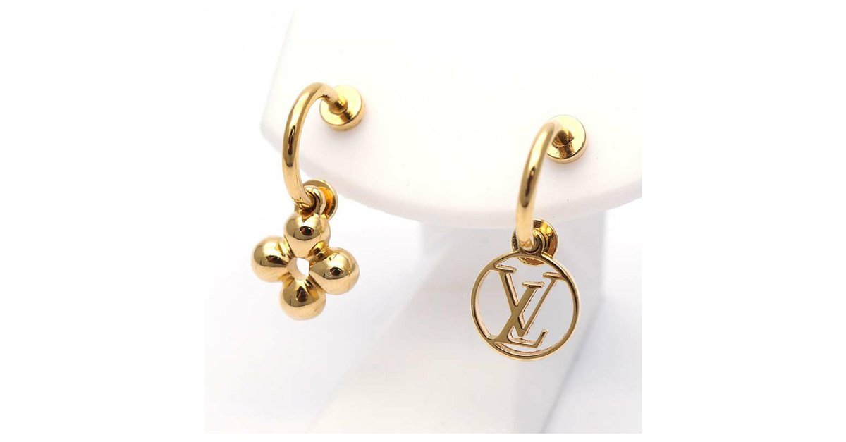 Louis Vuitton Gold-tone Boucles d'oreilles LV Get Dressed Pierced  Earrings B2313