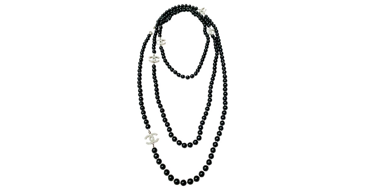 Chanel Iconic long necklace CC Le 5 Black Pearl ref.278297 - Joli Closet