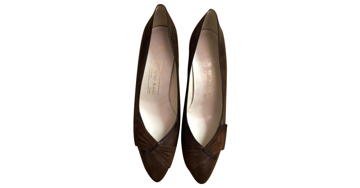 Bruno magli pumps New Brown Chocolate Leather ref.288511 Joli