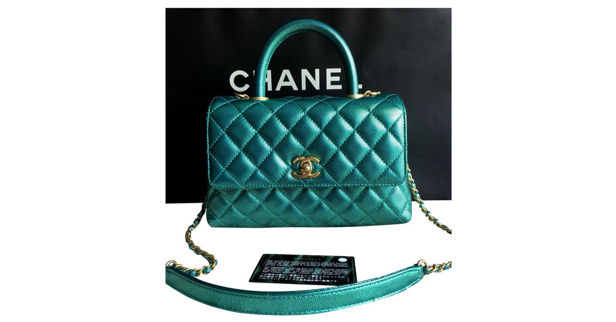 Chanel mini classic top handle bag Green Leather ref.572349 - Joli Closet