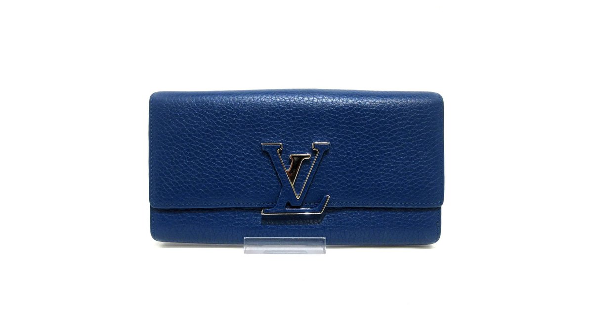 Louis Vuitton Blue Capucines Turquoise Leather Pony-style calfskin  ref.660133 - Joli Closet