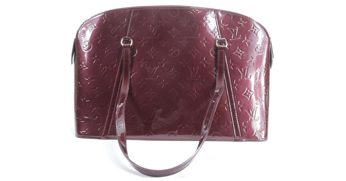 Louis Vuitton Amarante Monogram Vernis Avalon PM Shoulder Bag 18LK01 Leather  ref.298140 - Joli Closet
