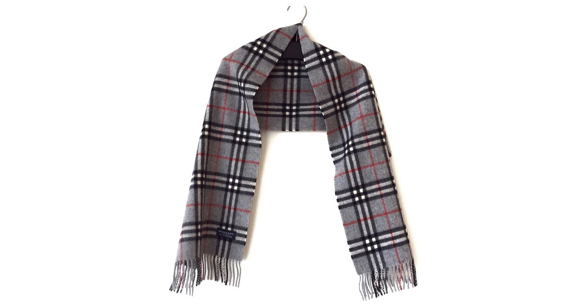Burberry scarf Grey Wool  - Joli Closet