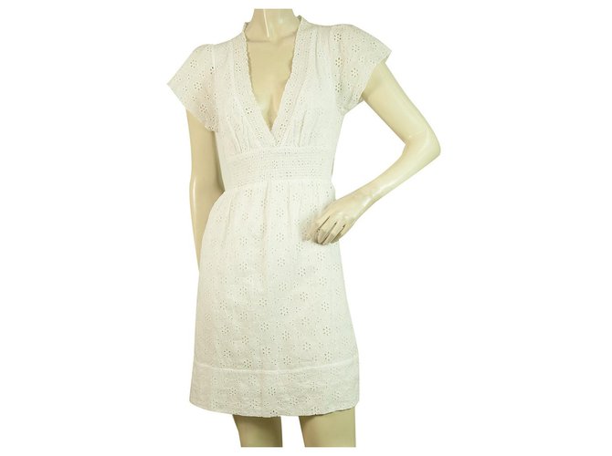 witchery white lace dress The Kiara Dress in White Chantilly Lace – V. Chapman main image 1