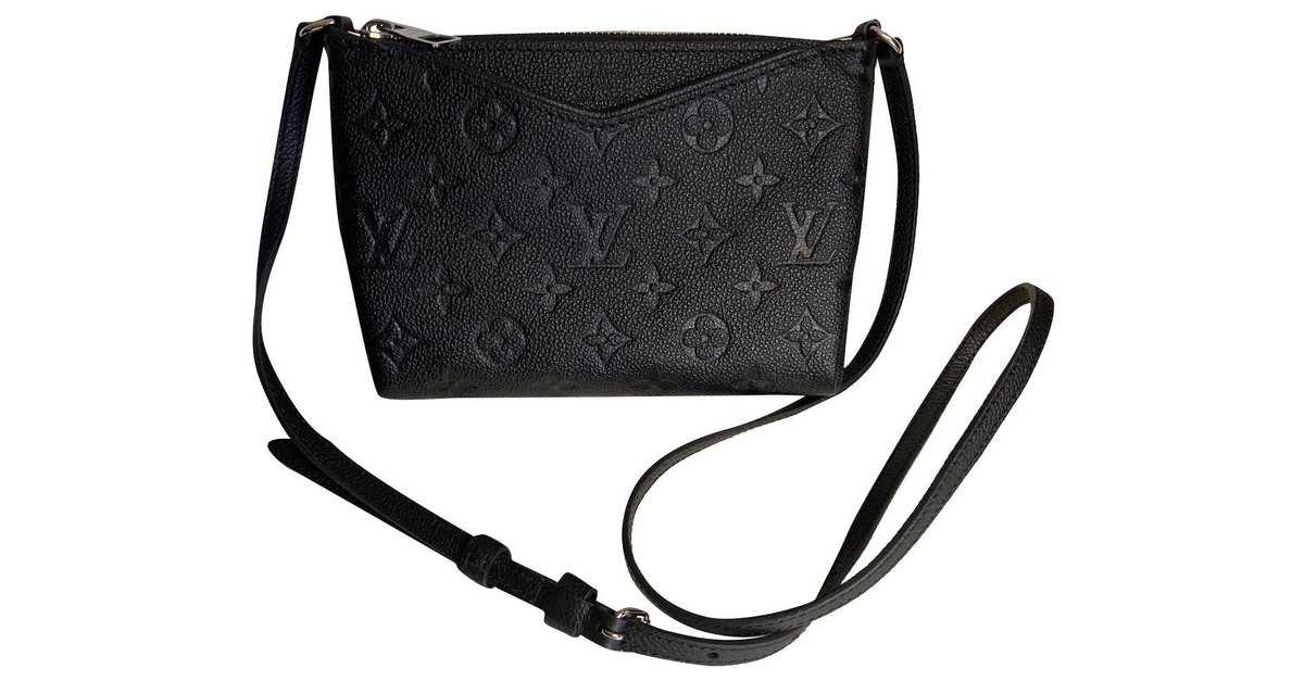 Louis Vuitton Pallas Black Leather ref.685665 - Joli Closet