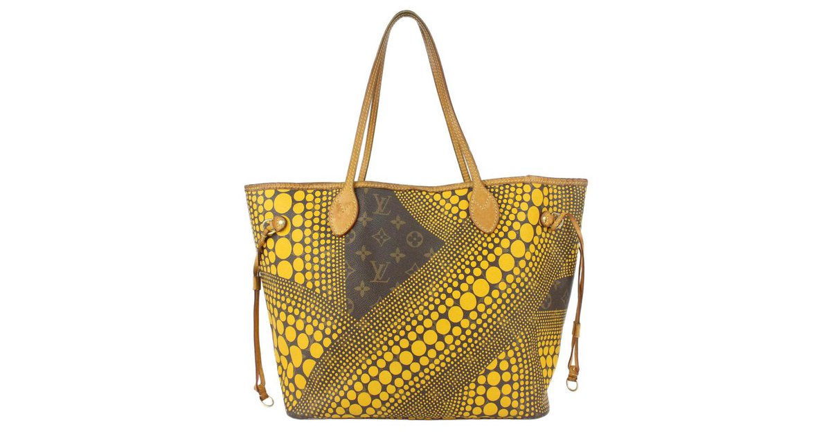 Louis Vuitton Yellow Kusama Monogram Infinity Dots Neverfull MM Tote bag  Leather ref.330775 - Joli Closet