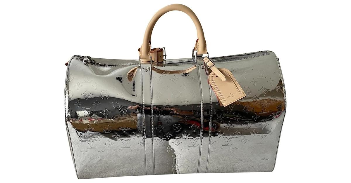 Louis Vuitton Keepall mirror Silvery Patent leather ref.340002 - Joli Closet