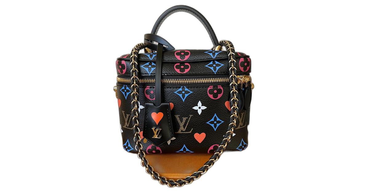 Vanity cloth handbag Louis Vuitton Black in Cloth - 25271433