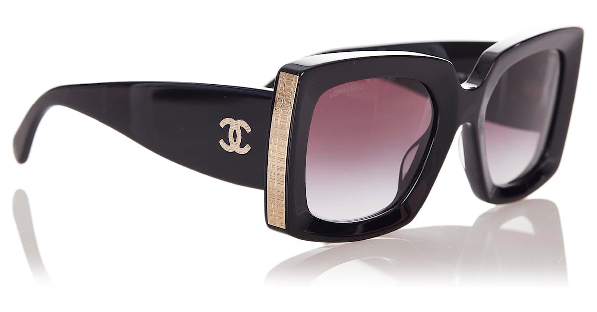 Chanel Black Square Mirror Sunglasses Plastic ref.346843 - Joli Closet