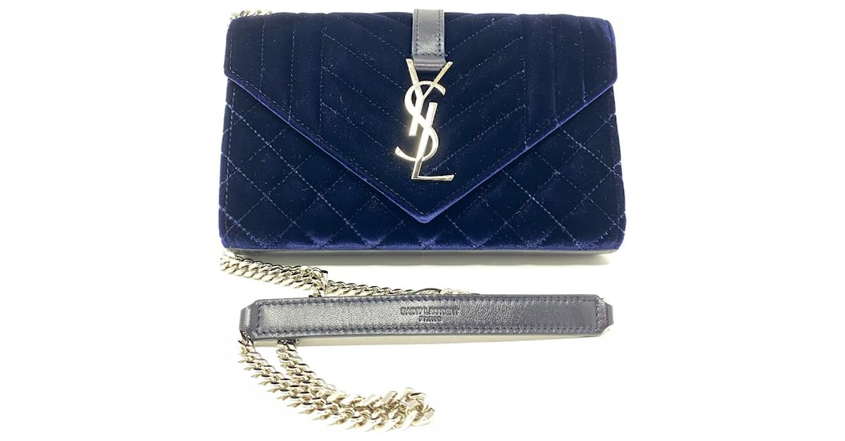 Saint Laurent Leather Zip-Around Wallet Blue ref.394985 - Joli Closet