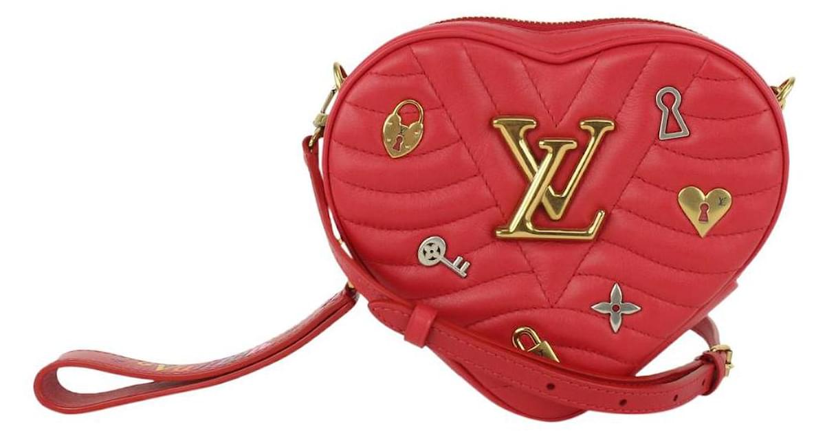 Louis Vuitton Limited Edition Red Quilted Leather New Wave Heart Crossbody  Bag ref.351415 - Joli Closet