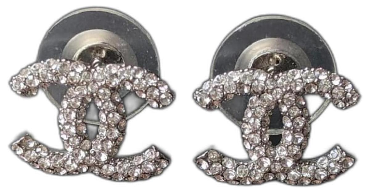 Chanel CC B21 V Crystal Logo Earrings Silver hardware Metal ref.353072