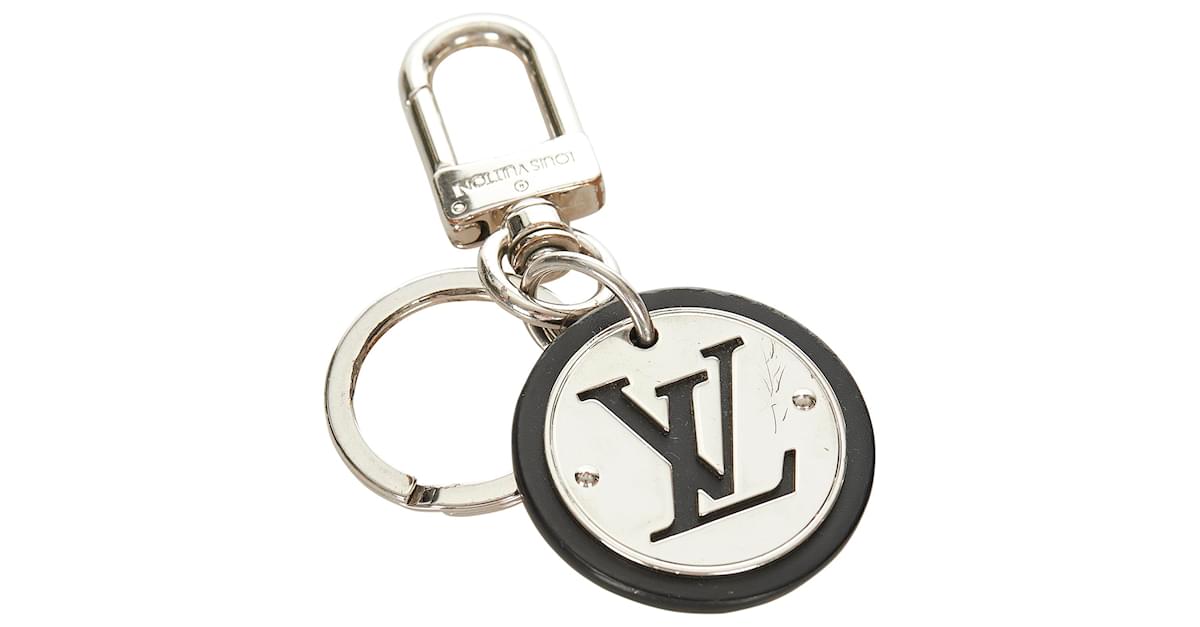 Louis Vuitton Silver Monogram Key Chain Silvery Metal ref.429349