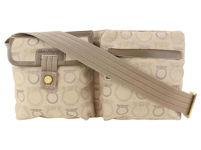 ferragamo bauchtasche