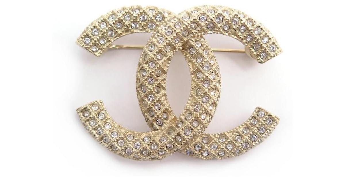 Bracelets & Cuffs - Costume jewelry — Fashion