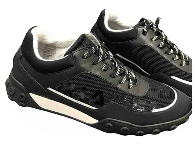 Chanel Sneakers Black ref.377303 - Joli Closet
