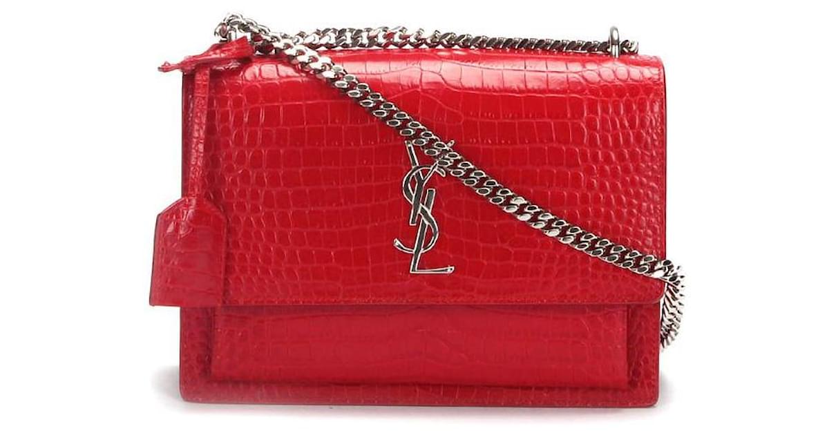 Yves Saint Laurent Borsa a spalla YSL media Sunset in pelle goffrata in  pelle di vitello rossa Rosso Vitello simile a un vitello ref.377311