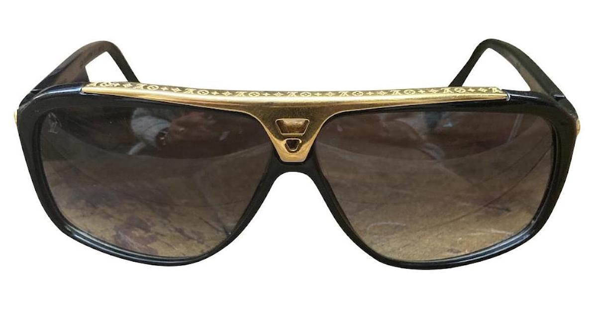 Louis Vuitton Evidence Millionaire Sonnenbrille Schwarz Gold hardware Stahl  Kunststoff ref.382238 - Joli Closet