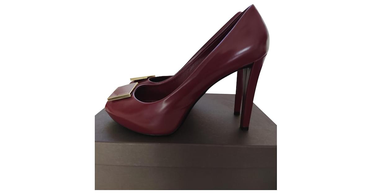 Lousi Vuitton Burgundy Patent Leather Monogram Open Toe Pumps Size 39 Louis  Vuitton