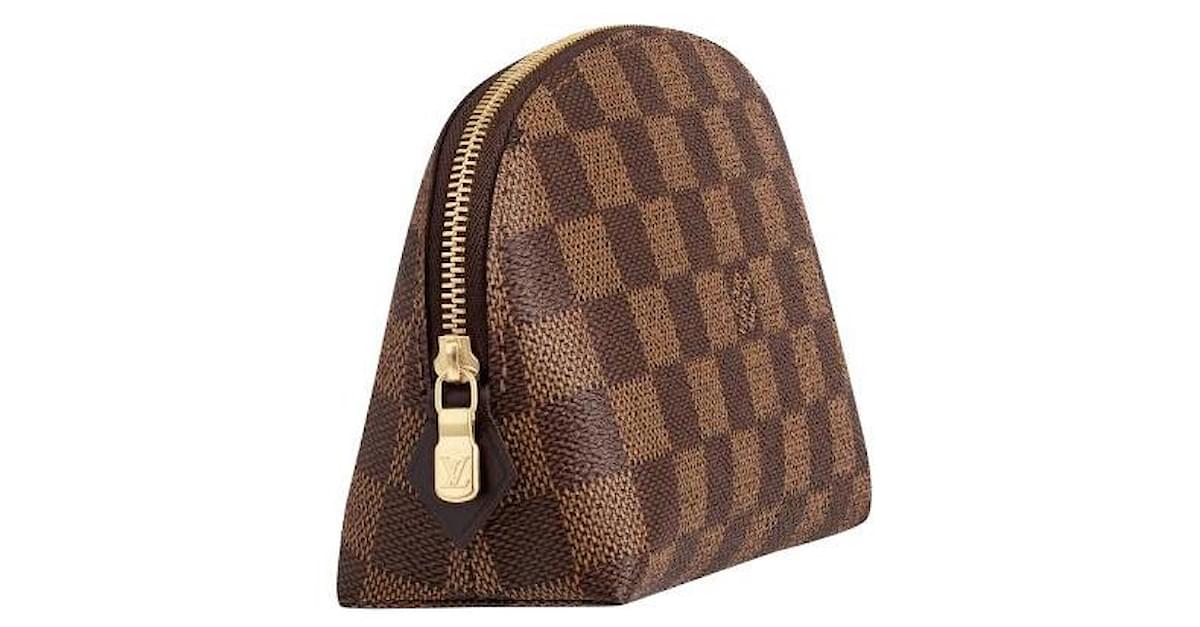 Louis Vuitton LV Cosmetic pouch monogram Brown Leather ref.391383
