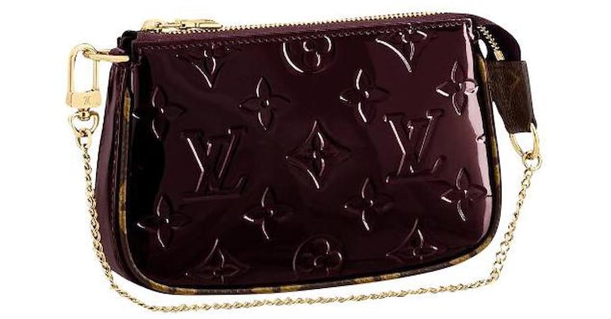 Louis Vuitton Mini Pochette, Amaranth Vernis Leather, Preowned in Dustbag  WA001