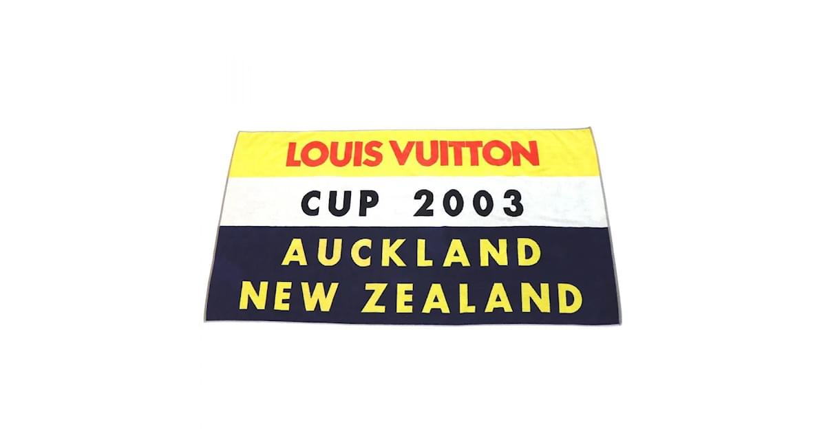 Louis Vuitton Extra Large 2003 LV Cup Auckland Beach Towel 1018lv5 –  Bagriculture