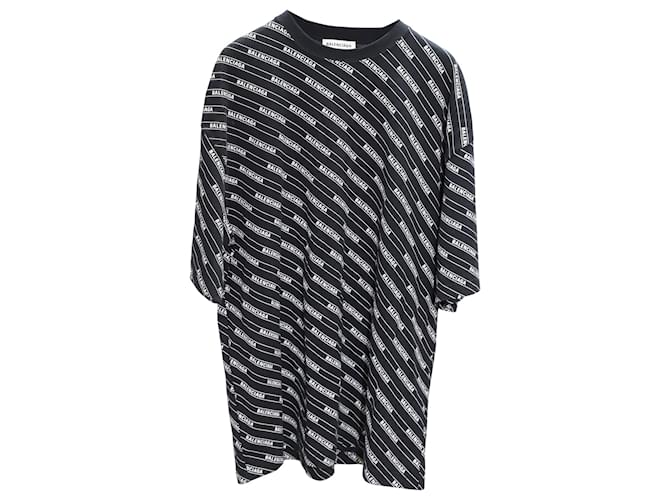 Balenciaga All Over Logo T-Shirt in Black Cotton Joli