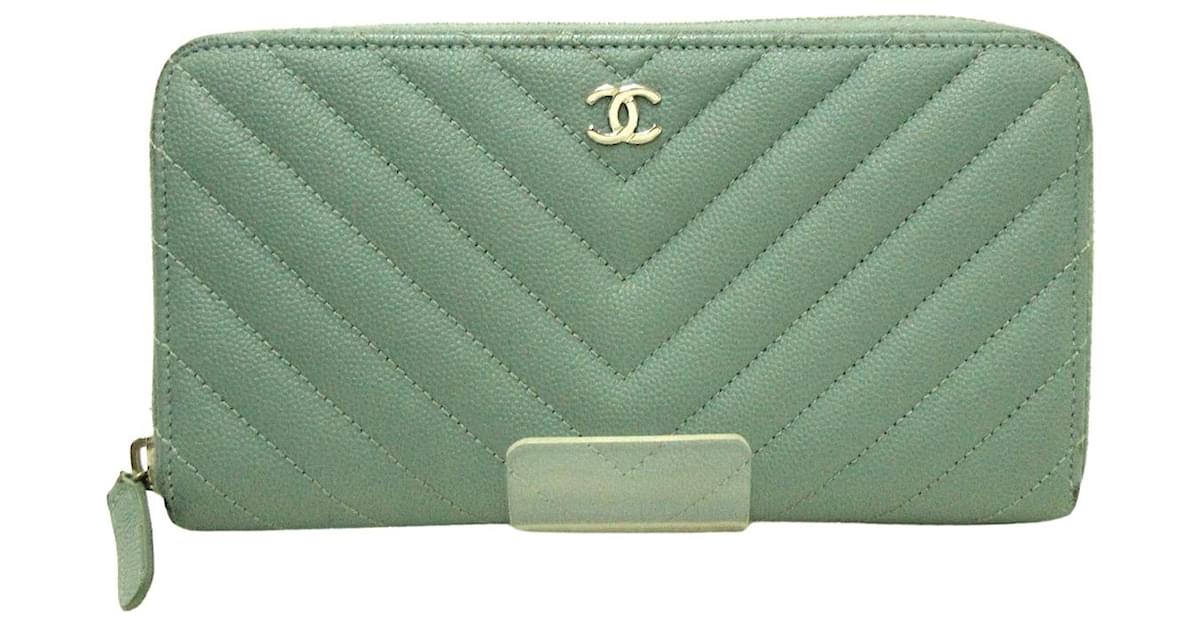 Chanel V-Stich Blue Leather ref.410583 - Joli Closet