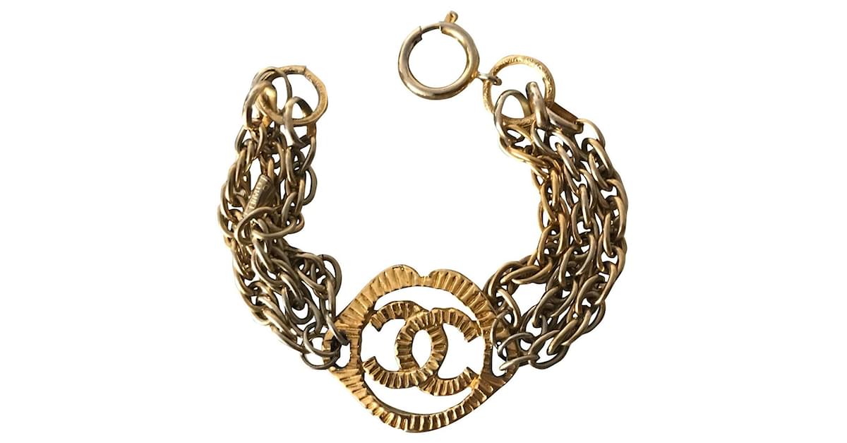 Chanel Bracelets Gold hardware Metal ref.412880 - Joli Closet