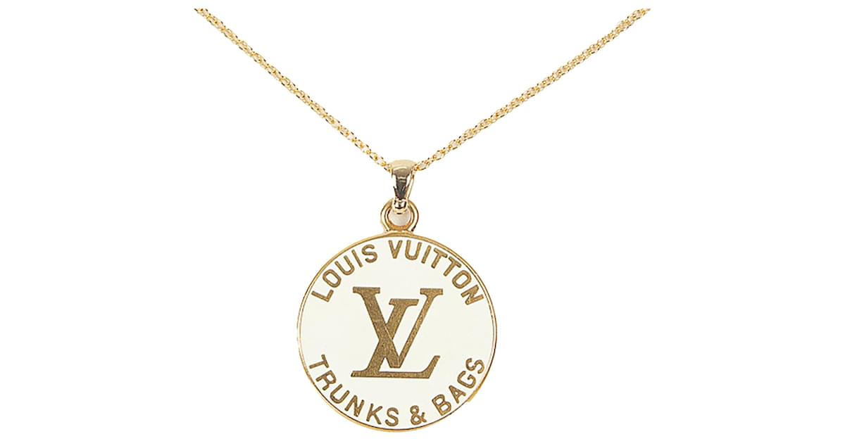louis vuitton trunks and bags necklace