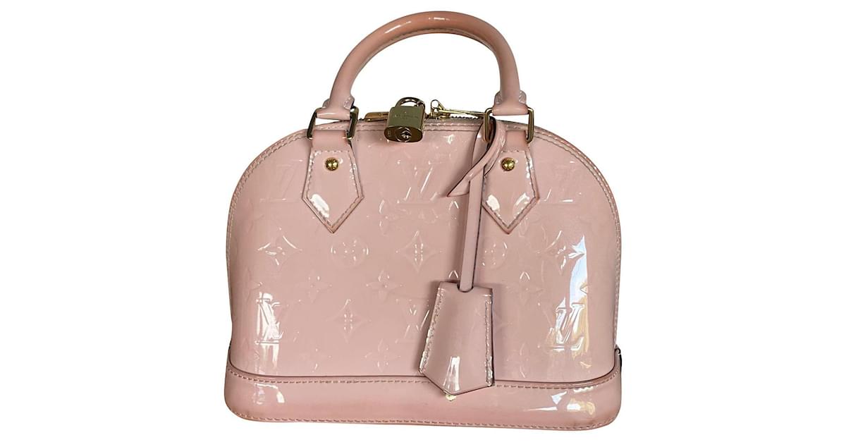 Alma bb leather handbag Louis Vuitton Pink in Leather - 35969600