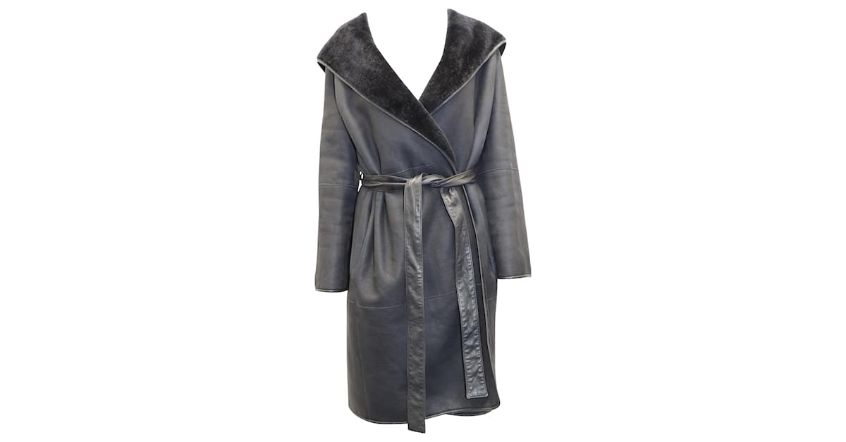 The Row Riona Hooded Belted Shearling Coat in Black Leather ref