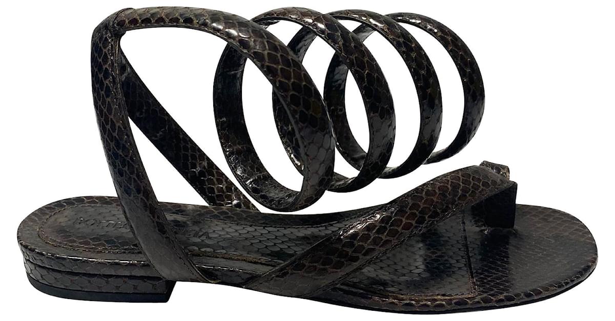 Bottega Veneta The Spiral Wraparound Snake-effect Leather Sandals in Brown