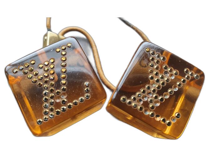 Louis Vuitton Dice Hair Ties Brown Golden Plastic ref.446996  display picture 1