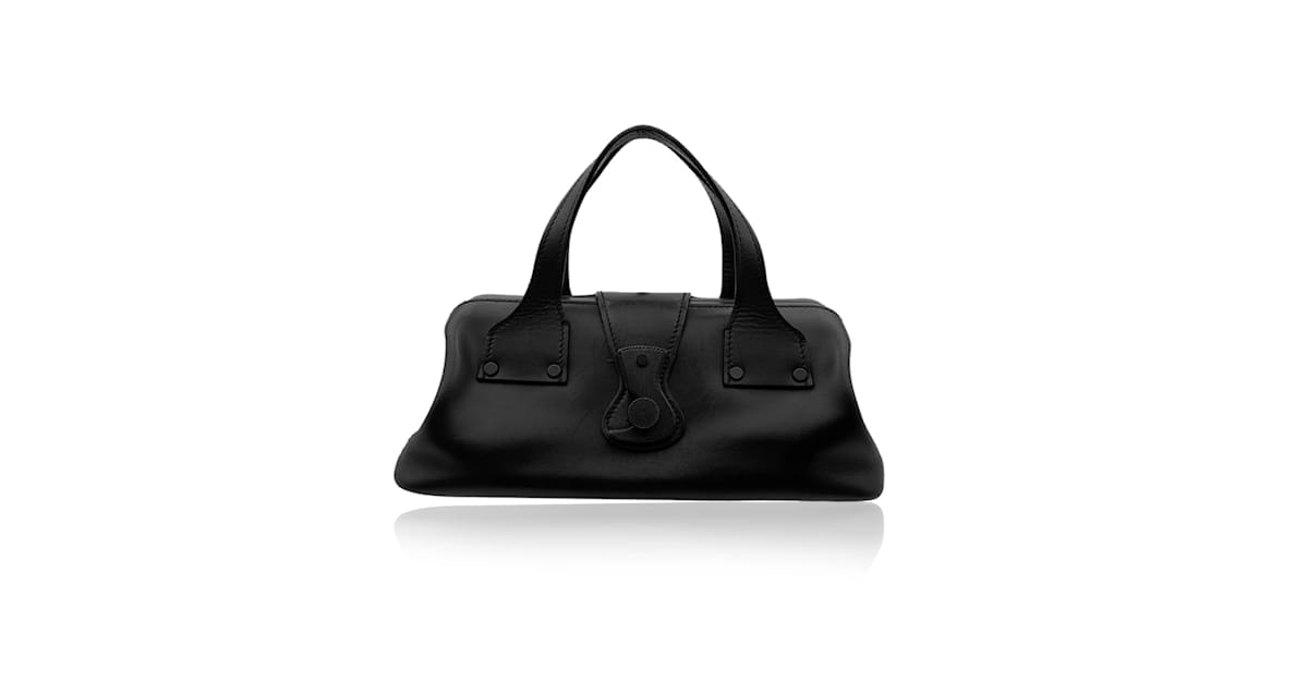 Gucci Black Leather Wood Hook Closure Handbag Satchel ref.456367 - Joli ...