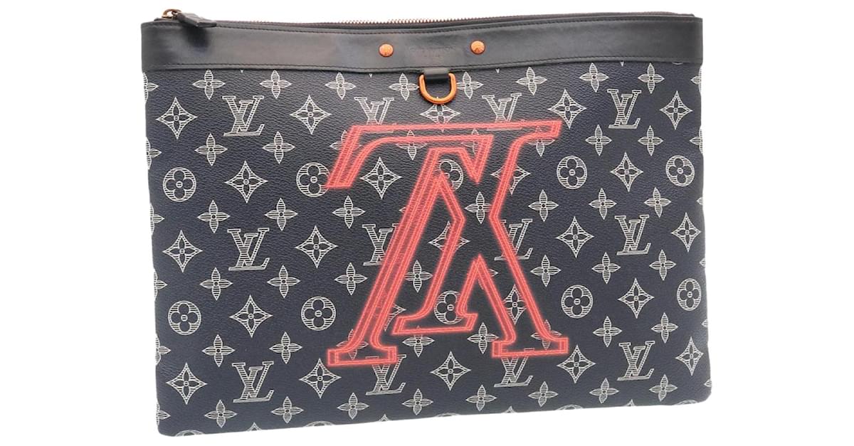 LOUIS VUITTON Monogram Ink Pochette Apollo Clutch Bag Navy M62905 LV Auth  28118 Navy blue Cloth ref.459999 - Joli Closet