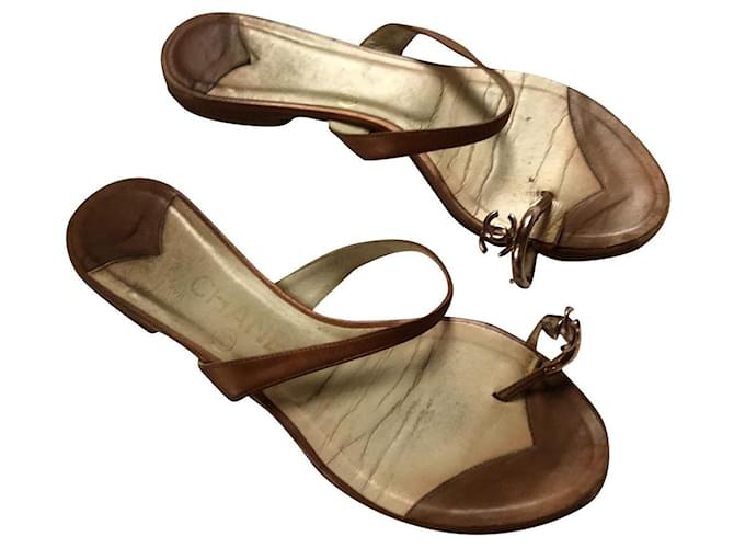 Chanel toe ring sandals Bronze Leather Joli Closet